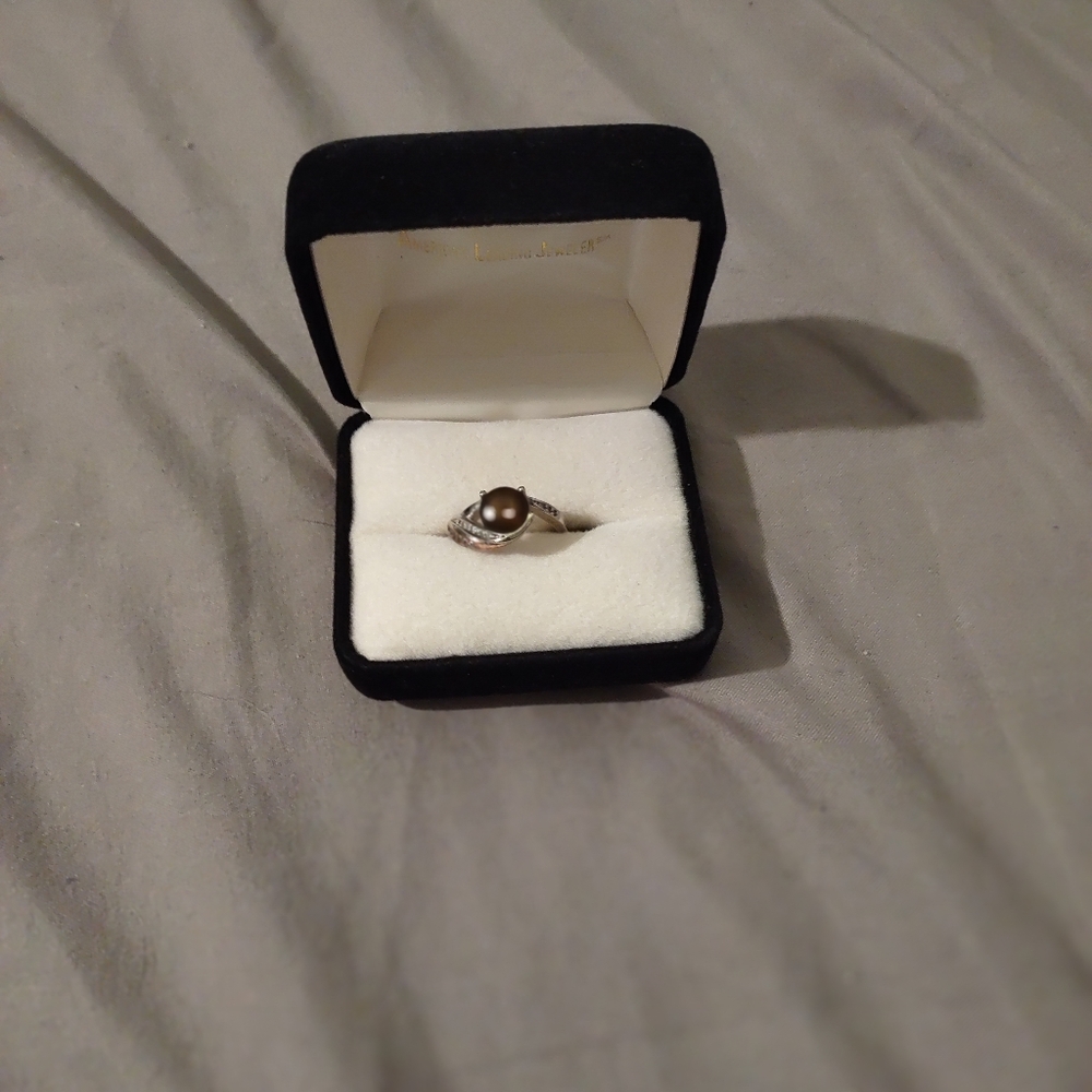 Ring - Picture 2 of 3
